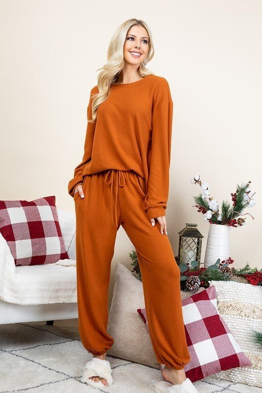 Super Lady Full Size Fuzzy Hacci Brush Round Neck Top and Pants Lounge Set - Sp - rona.co.uk